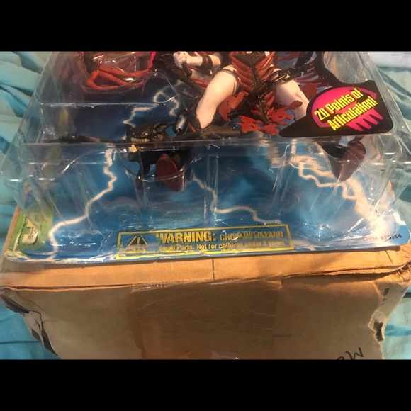 McFarlane Toys Variant 8 Widow Maker Figure, Spawn - Picture 4 of 10